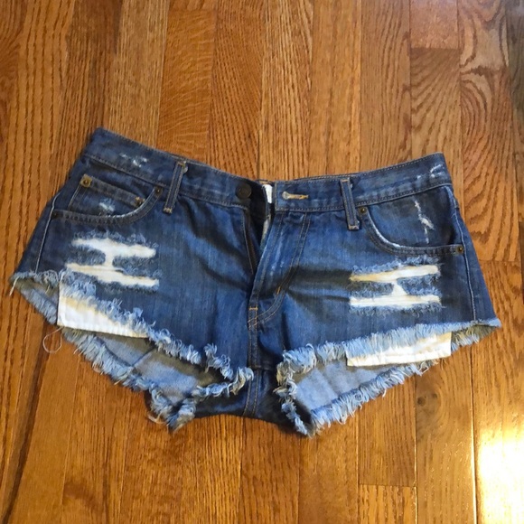 Kittenish 🐾 Jean Shorts - Picture 1 of 4